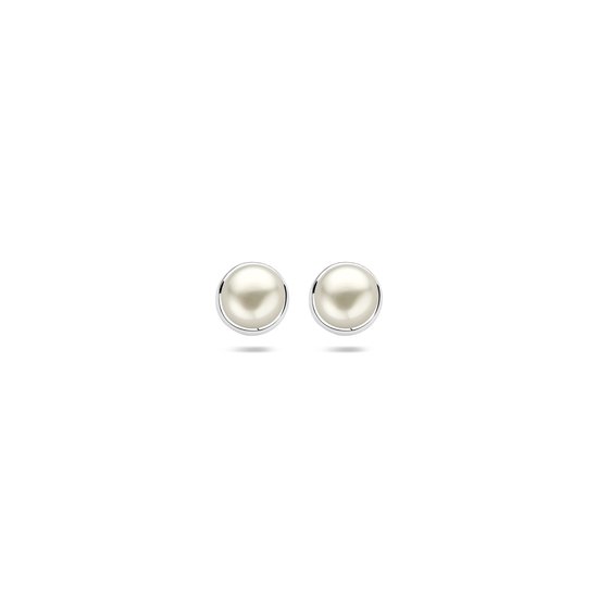 Zilveren oorknoppen met 7,5 mm parels.