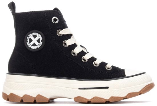 XTI 151321 Trainer - ZWART | bol