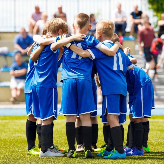 Allecto Plus - Voetbalsokken - Voetbal scheenbeschermer hoesjes - Kinderen - Voetbalbroekje - Scheenbeschermers - Jongens - Voetbalsokken voor beginners bij voetbalwedstrijden van Allecto Plus — afbeelding 5