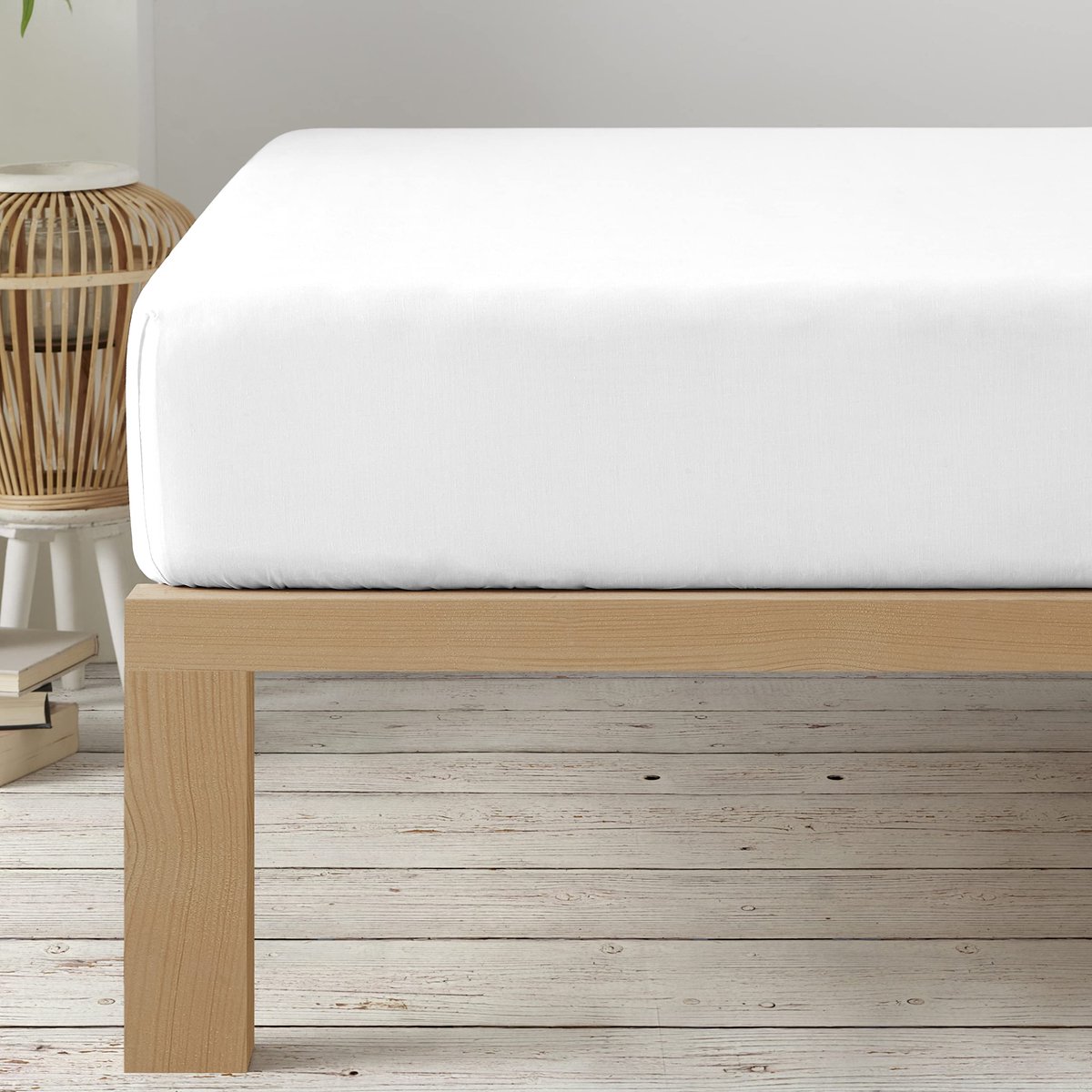 Unyqoos Ademend Spannlaken 180x200 cm van Zacht Microfiber met Elastische Hoekbanden wit