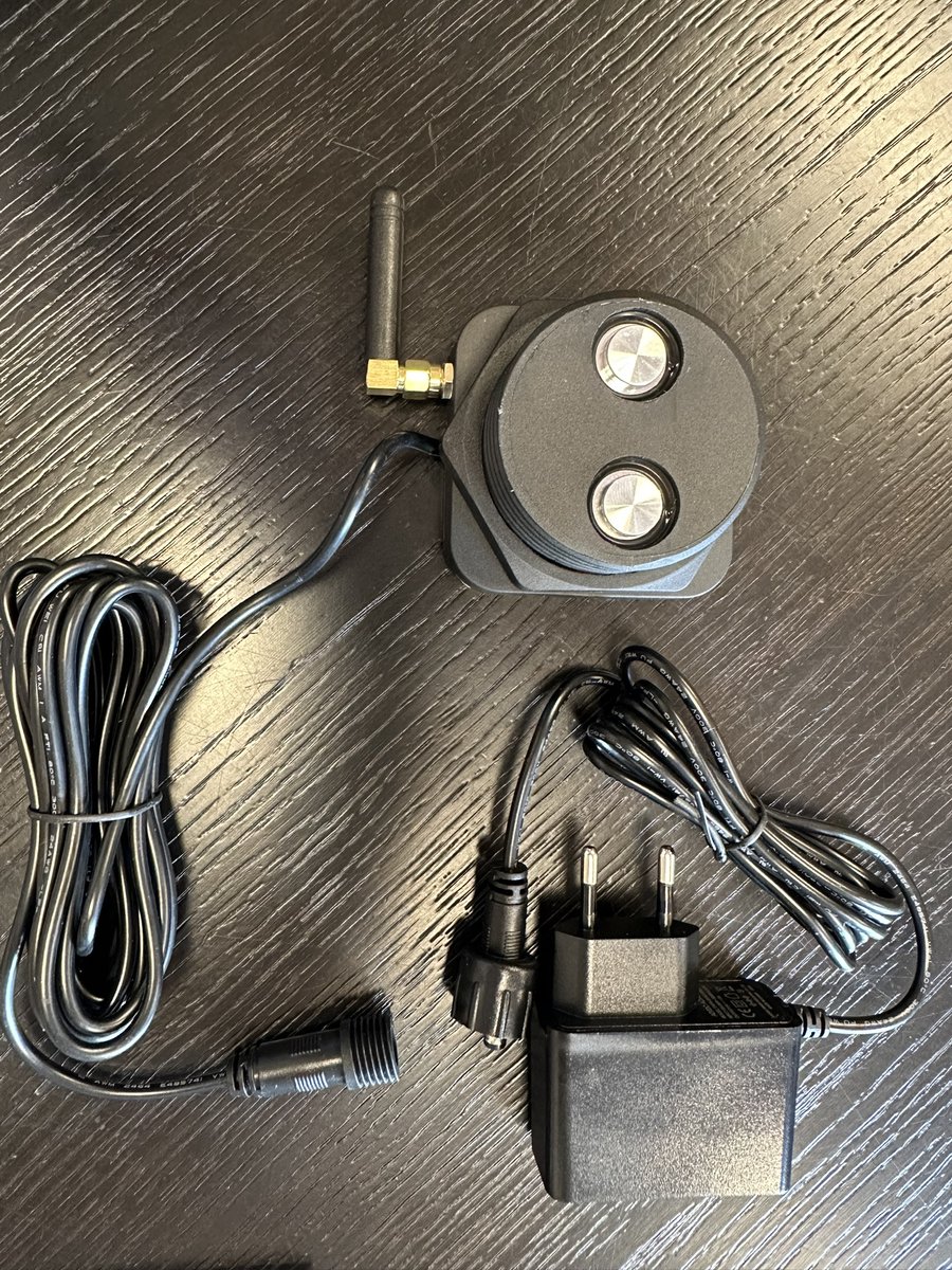 Vulniveau-indicator voor stookolietank met draadloos display. Batterij Vulniveau-indicator voor stookolietank met draadloos display. Batterij