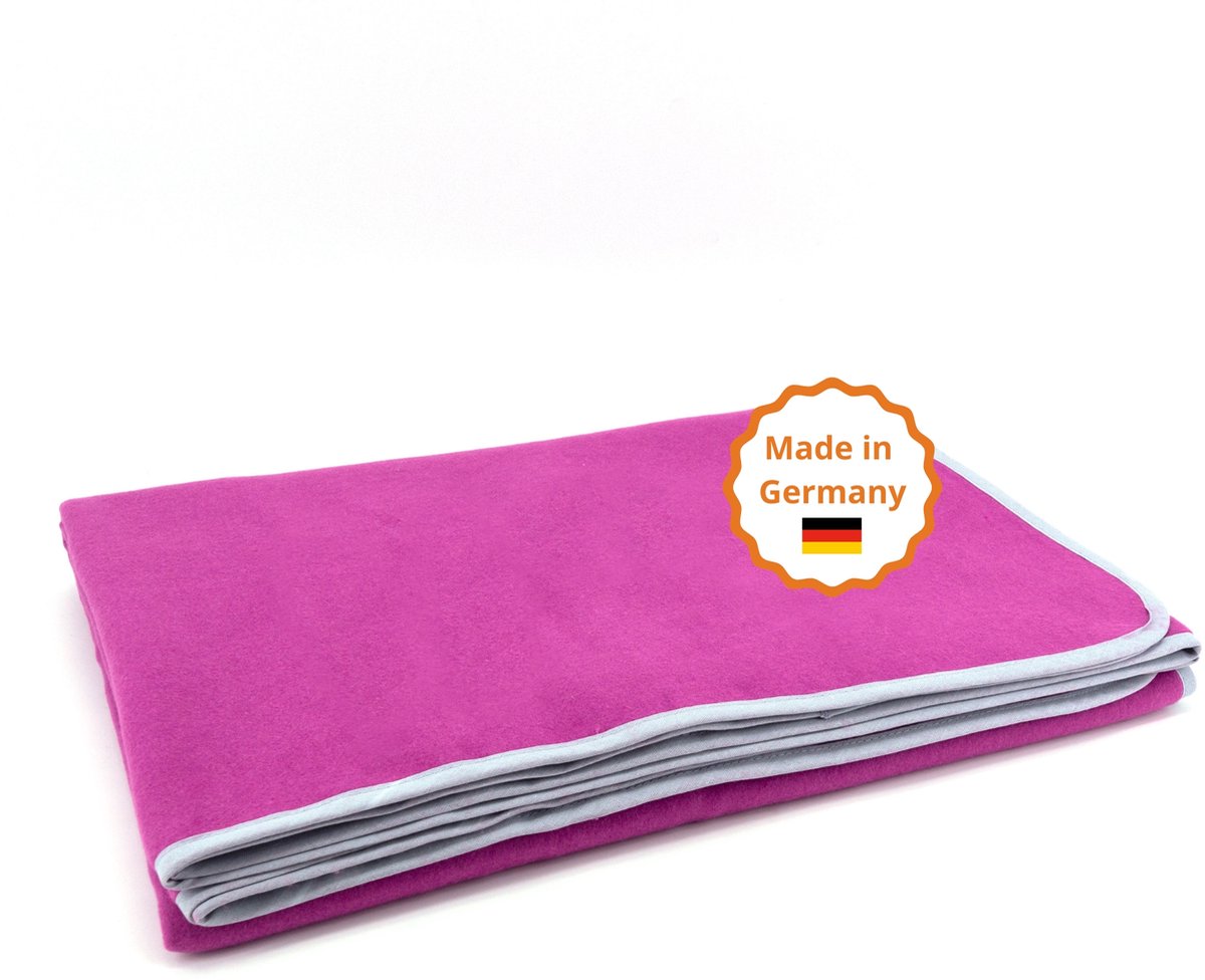 sleepling 150 x 200 cm premium plaid | knuffel- en sofadeken | van katoenmix | Made in Germany | wasbaar op 30 graden | bessenpink