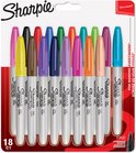 Verpakking met 18 Sharpie fijne punt permanente stiften in diverse kleuren.