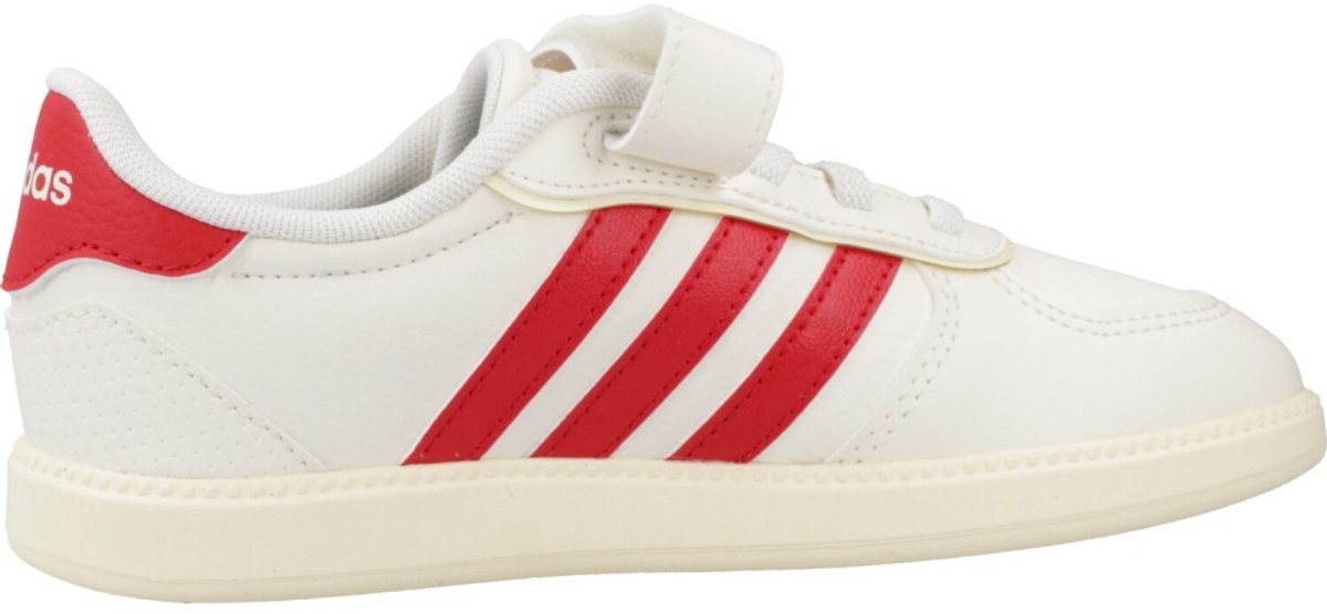 Off White / Better Scarlet / Warm Vanilla