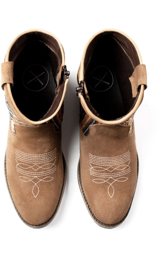 Inkkas Desert Western Boot dames cowboylaars – lichtbruine suède Western enkellaars met authentiek Peruaans textiel & rubberzool – comfortabele hak – duurzame keuze, maat 42
