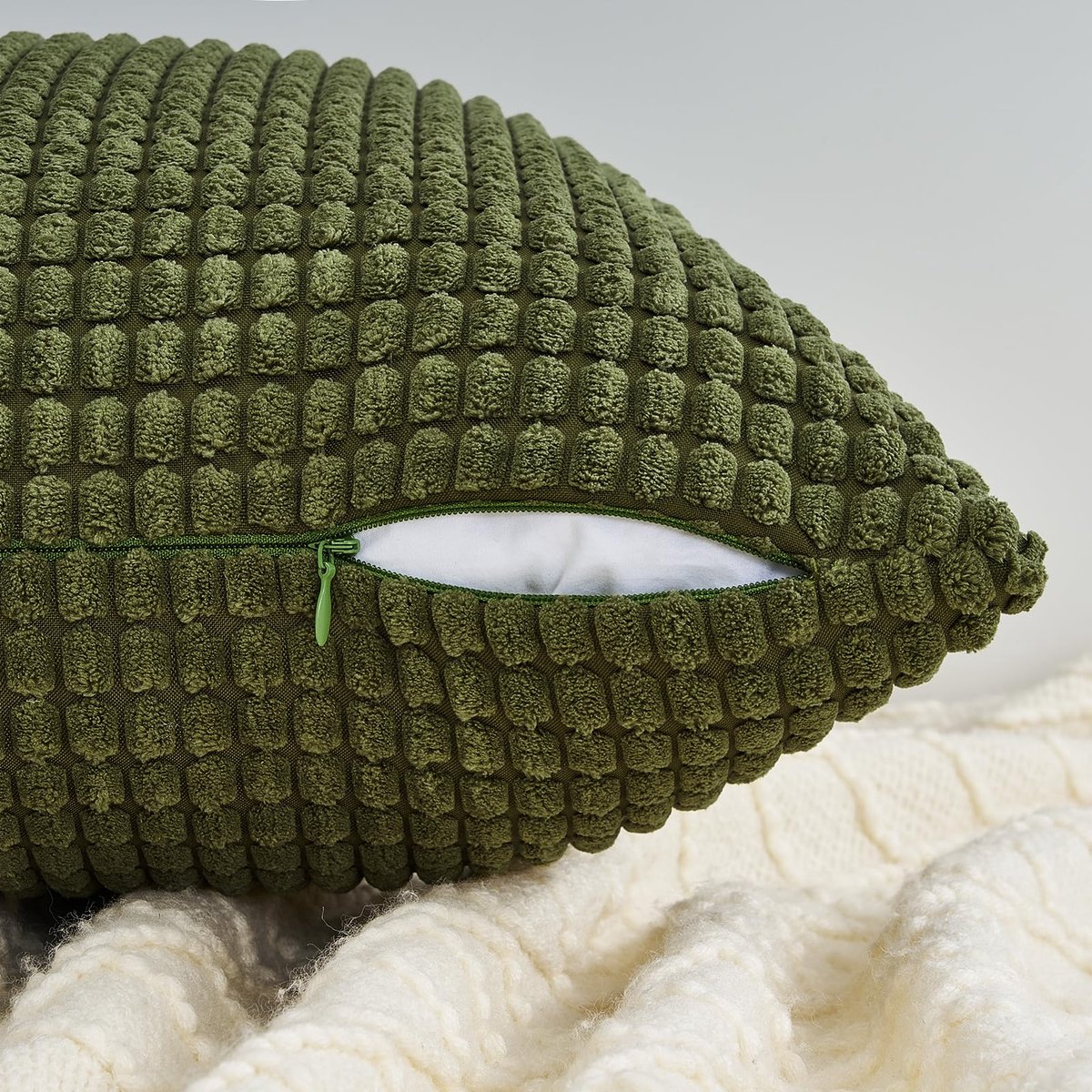 Ibenzoa Kussensloop Set van 2 in Olijfgroen Corduroy voor Stijlvolle Woonkamer Decoratie