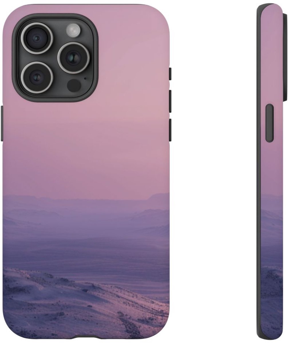 Buitenaards Landschap met Twee Zonnen – Telefoonhoesje Geschikt voor iPhone 15 Pro Max