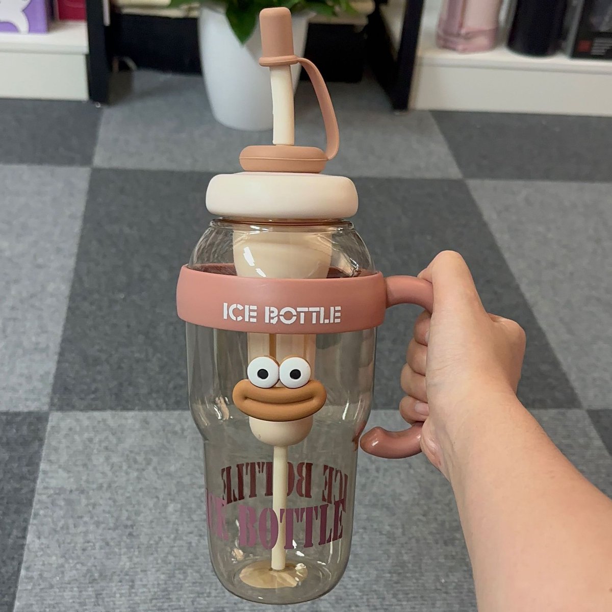 Waterfles - Waterfles - Sportwaterfles - Grote waterfles - 1,3 L - Watertemperatuur lager dan 60 graden - Bruin