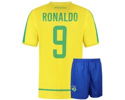 foto van Maat 140 - Brazilie Voetbaltenue Thuis Ronaldo - WK 2002 - Voetbaltenue Kinderen - Shirt en Broekje - Jongens en Meisjes - Volwassenen - Heren en Dames-L