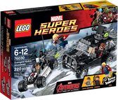 76030 LEGO Hydra Showdown Hawkeye Thor