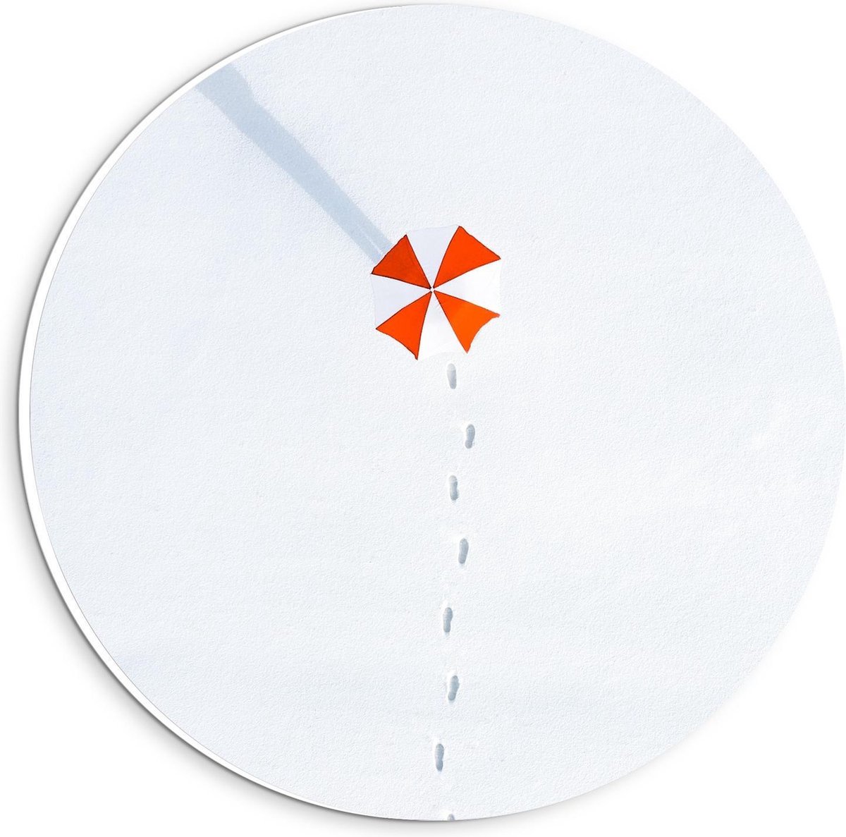 Forex Wandcirkel - Parasol met Voetstappen - 20x20cm Foto op Wandcirkel (met ophangsysteem