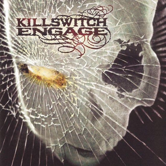 De albumhoes 'As Daylight Dies' van Killswitch Engage met gebarsten glas en een gloeiende kern.