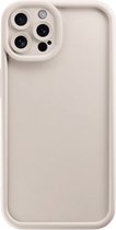 Casimoda® hoesje - Geschikt voor iPhone 12 Pro - Effen Beige - Effen telefoonhoesje met lensbescherming - TPU - Backcover - Bruin/beige