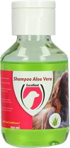 AnimalCare hondenshampoo met aloe vera excelent, geconcentreerd 100 ml sterk reinigend voedend voor de vacht