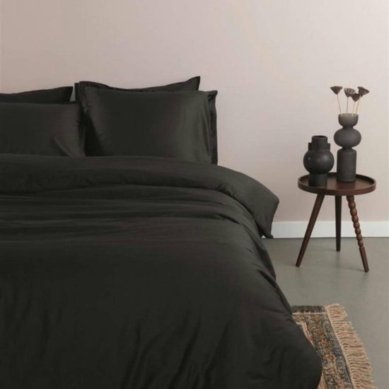 Ambiante Satin Uni dekbedovertrek - Tweepersoons - 200x200/220 cm - Zwart van Ambiante — afbeelding 4