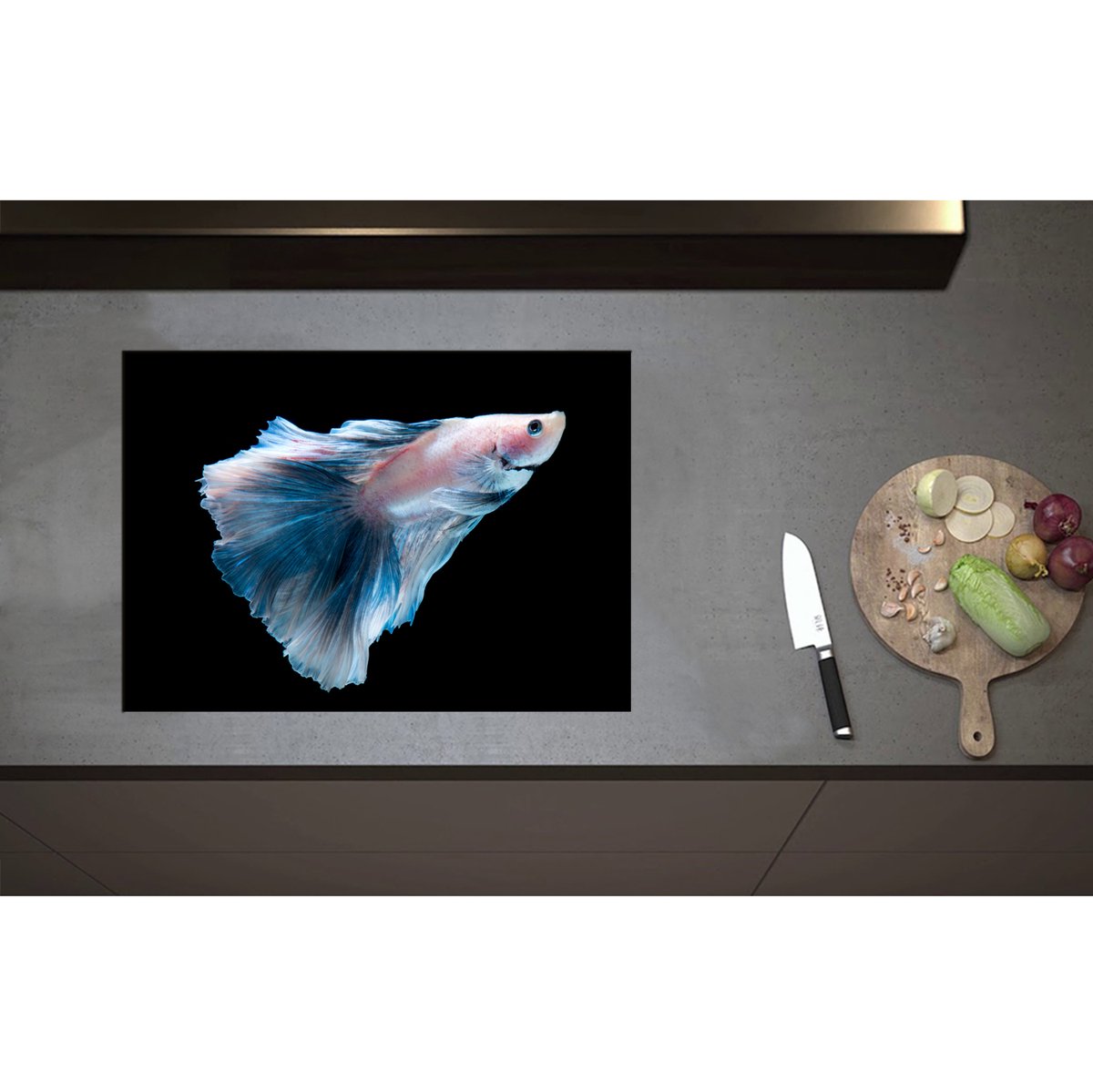 Inductieplaat Beschermer - Blauw met Roze Siamese Kempvis tegen Zwarte Achtergrond - 70x50 cm - 2 mm Dik - Inductie Beschermer - Bescherming Inductiekookplaat - Kookplaat Beschermer van Zwart Vinyl