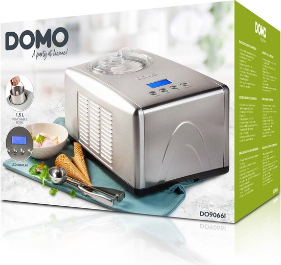 Verpakking van de Domo ijsmachine met afbeeldingen van de machine, een kom met ijs, ijshoorntjes en tekst "1,5 L VERWIJDERBARE KOM" en "LCD DISPLAY".