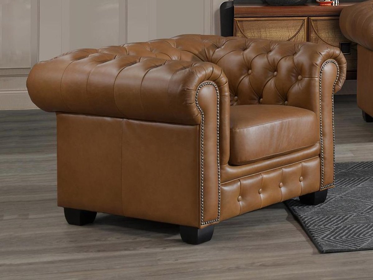 Vente-unique Chesterfield fauteuil BRENTON 100% buffelleer - Vintage caramel