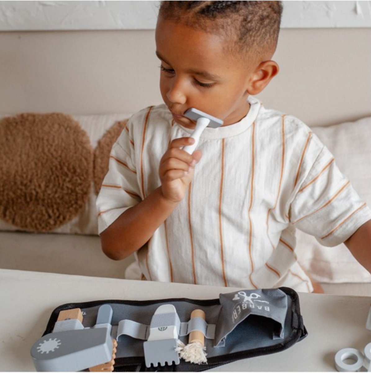 Tryco Houten Barberset - Houten Kappersset en Rollenspel - Stimuleert Fantasierijk Spel en Motoriek - Vanaf 3 Jaar Meerkleurig — afbeelding 9