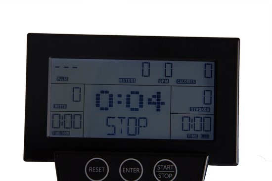 Zwart display van de VirtuFit roeimachine toont 'STOP' en trainingsgegevens.