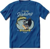 Fishing - Vissen T-Shirt | Grappig Verjaardag Vis Hobby Cadeau Shirt | Dames - Heren - Unisex | Tshirt Hengelsport Kleding Kado - Donker Blauw - XXL
