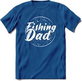 Fishing Dad - Vissen T-Shirt | Grappig Verjaardag Vis Hobby Cadeau Shirt | Dames - Heren - Unisex | Tshirt Hengelsport Kleding Kado - Donker Blauw - S