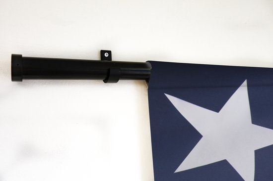 Tapisserie Drapeau Liberia - Drapeau du Liberia sur fond bleu sur fond noir Tapisserie coton 60x40 cm - Tapisserie avec photo