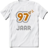97 Jaar Feest T-Shirt | Goud - Zilver | Grappig Verjaardag Cadeau Shirt | Dames - Heren - Unisex | Tshirt Kleding Kado | - Wit - S