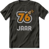 76 Jaar Feest T-Shirt | Goud - Zilver | Grappig Verjaardag Cadeau Shirt | Dames - Heren - Unisex | Tshirt Kleding Kado | - Donker Grijs - XL