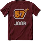 57 Jaar Feest T-Shirt | Goud - Zilver | Grappig Verjaardag Cadeau Shirt | Dames - Heren - Unisex | Tshirt Kleding Kado | - Burgundy - L