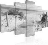 Schilderij - Morning on the beach - black and white.