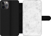 Bookcase Geschikt voor iPhone 11 Pro Max telefoonhoesje - Marmer print - Patronen - Luxe - Met vakjes - Wallet case met magneetsluiting