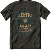 60 Jaar Legendarisch Gerijpt T-Shirt | Aqua - Ivoor | Grappig Verjaardag Cadeau | Dames - Heren | - Donker Grijs - M