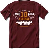 10 Jaar Legend T-Shirt | Goud - Wit | Grappig Verjaardag en Feest Cadeau Shirt | Dames - Heren - Unisex | Tshirt Kleding Kado | - Burgundy - L