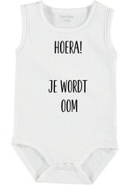 Baby Rompertje met tekst 'Hoera je wordt oom ' | mouwloos l | wit zwart | maat 62/68 | cadeau | Kraamcadeau | Kraamkado