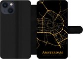 Telefoonhoesje Geschikt voor iPhone 13 telefoonhoesje - Amsterdam - Kaart - Goud - Zwart - Met vakjes - Wallet case met magneetsluiting