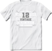 12 Jaar Legend T-Shirt | Zilver - Wit | Grappig Verjaardag en Feest Cadeau | Dames - Heren - Unisex | Kleding Kado | - Wit - L