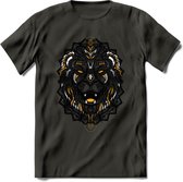 Leeuw - Dieren Mandala T-Shirt | Geel | Grappig Verjaardag Zentangle Dierenkop Cadeau Shirt | Dames - Heren - Unisex | Wildlife Tshirt Kleding Kado | - Donker Grijs - XL