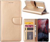 LuxeBass Hoesje geschikt voor Nokia 6.1 Plus - Bookcase Goud - portemonnee hoesje - telefoonhoes - gsm hoes - telefoonhoesjes