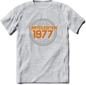 1977 Limited Edition Ring T-Shirt | Zilver - Goud | Grappig Verjaardag en Feest Cadeau Shirt | Dames - Heren - Unisex | Tshirt Kleding Kado | - Licht Grijs - Gemaleerd - S