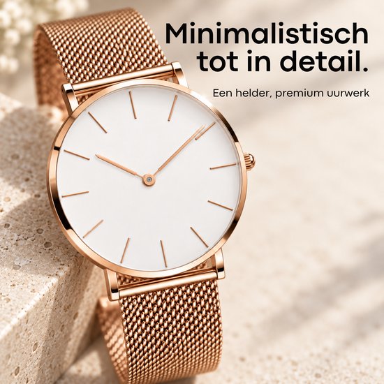 Rosegouden horloge met witte wijzerplaat op een stenen ondergrond, met tekst: Minimalistisch tot in detail. Een helder, premium uurwerk.