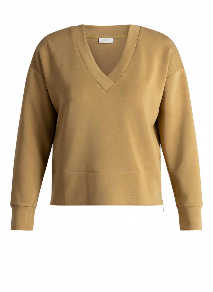 Yest Curve sweater Teona
