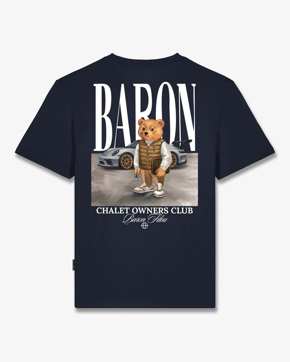 Baron Filou Baron Filou T-shirt FW26 Backprint Filou 187 Chalet Owners Club Baron Oxford Blue