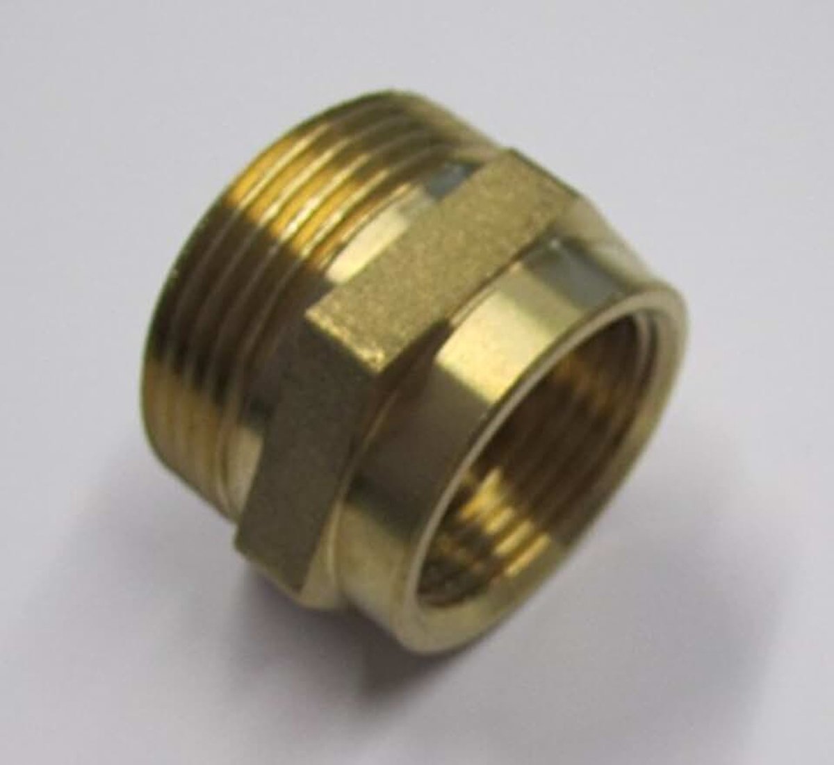 Reduceernippel met 1 inch binnendraad en 11/4 inch buitendraad