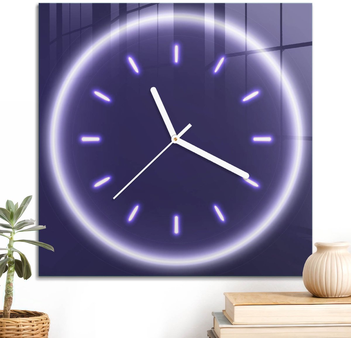 ArtPrintCave Paars Glazen Klok - 30x30 cm - Wandklok Vierkant - Neonklok Wandklok Keuken - Geometrie Unieke Klok - Witte Klokwijzers
