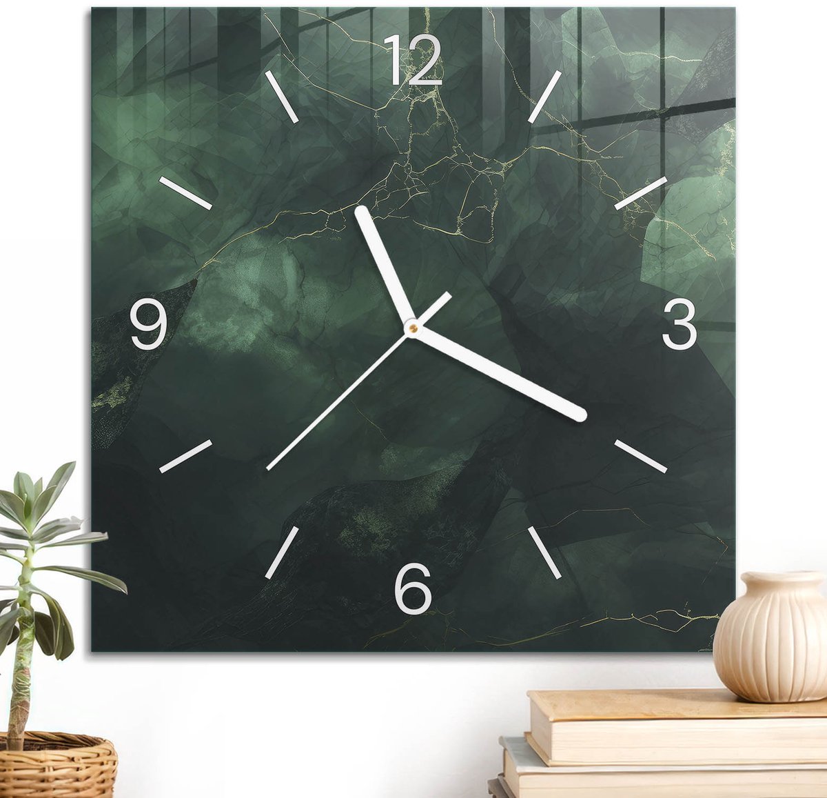 ArtPrintCave Groene Glazen Klok - 30x30 cm - Wandklok Vierkant - Groen Marmer Stille Wandklok - Abstractie Wandklok Keuken - Witte Klokwijzers