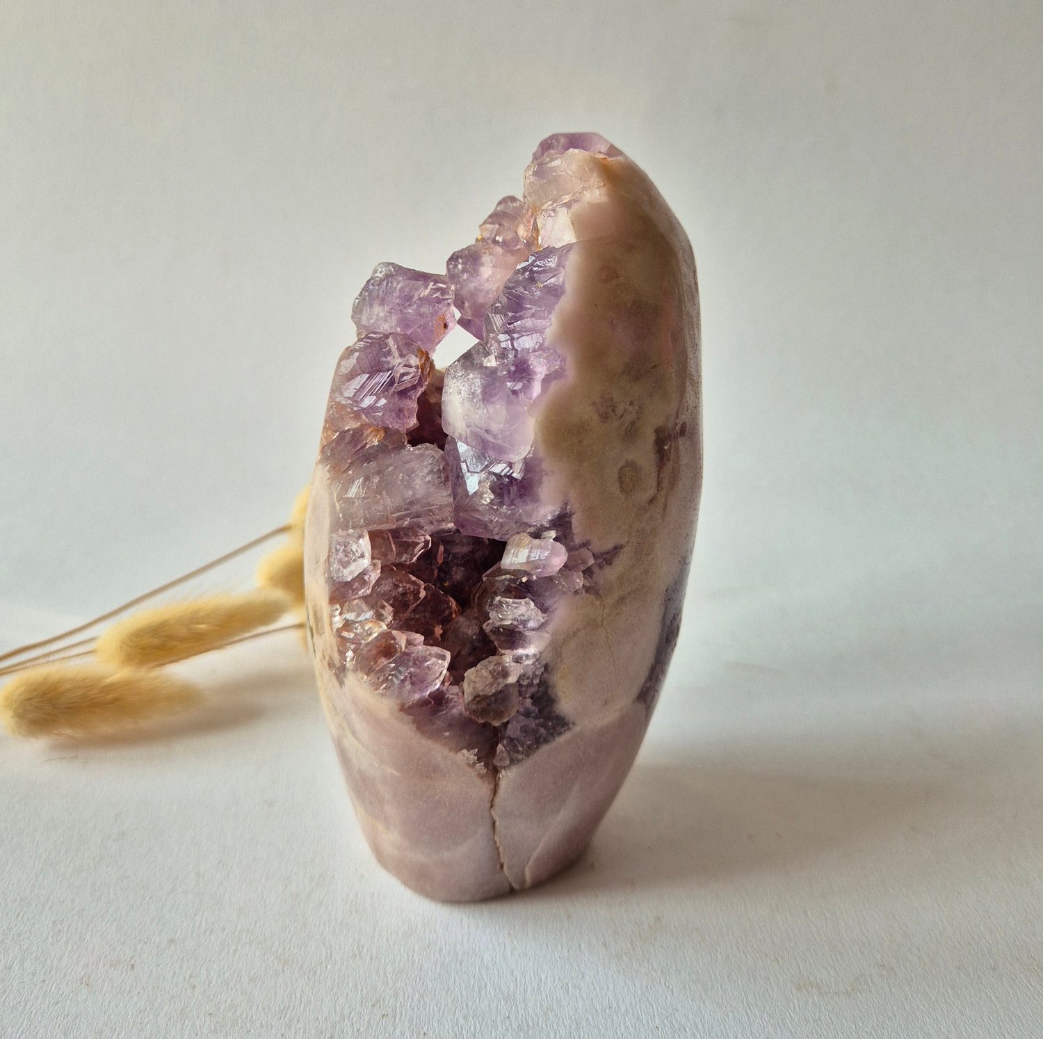 Moonlight Gemstones Roze Amethist Druzy Freeform 800gram – Natuurlijke Pink Amethyst uit Brazilië Meerkleurig