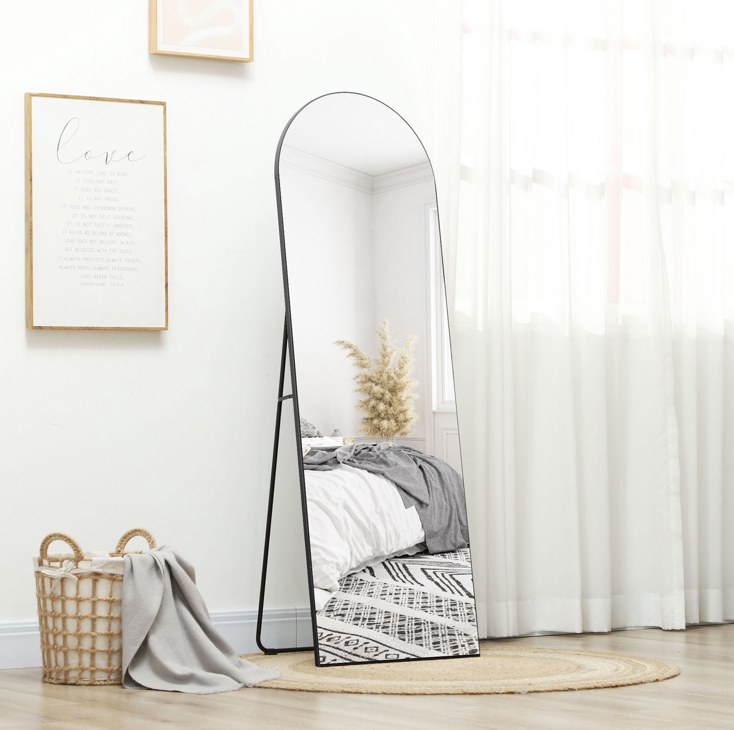 HAUSS SPOLE Passpiegel Boogvormig – 150 x 50 cm – Glas – Zwart – Met Standaard – Vrijstaand, Tegen de Muur of aan de Wand – Met Splinterwerende Folie