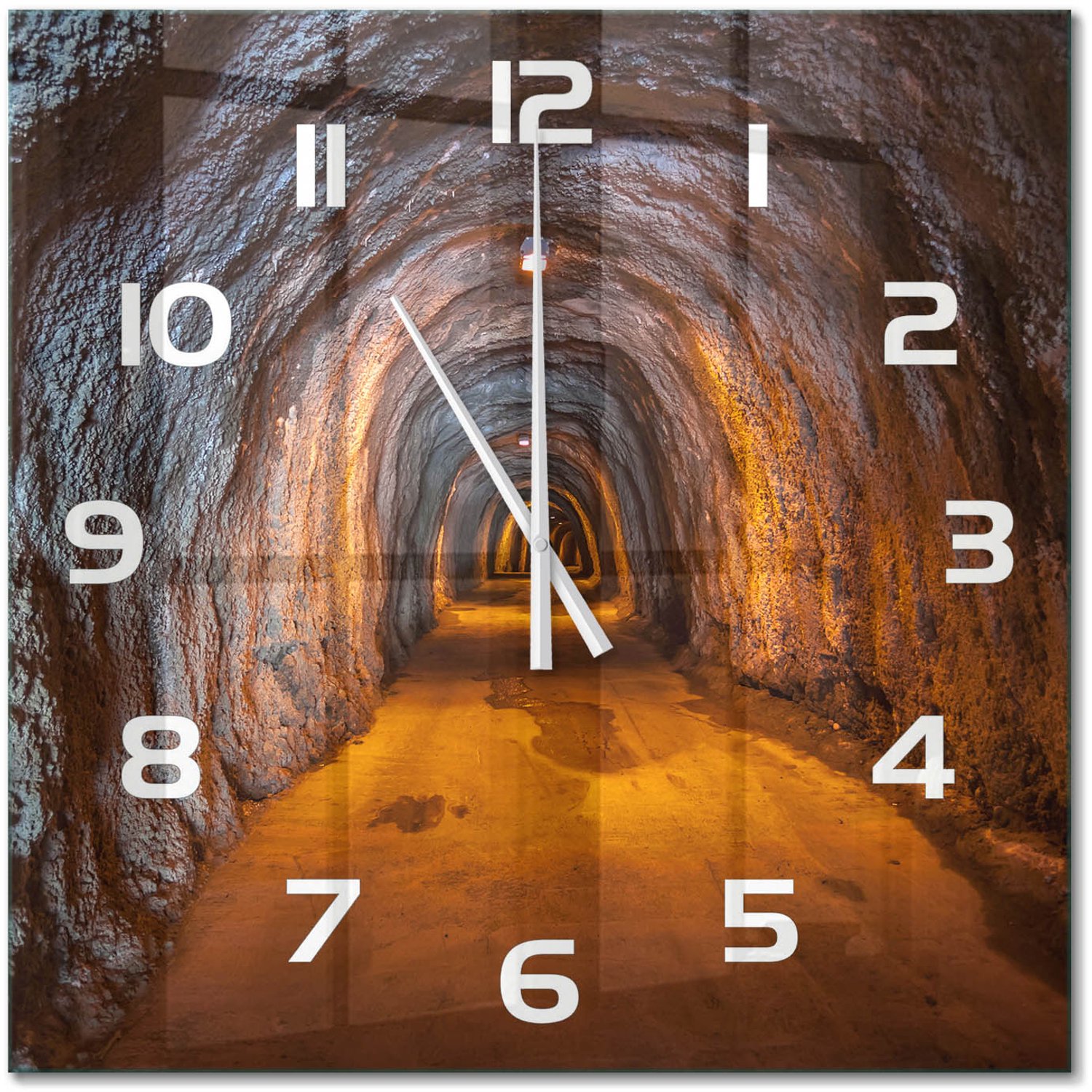 TULUP Wandklok - Ondergrondse tunnel Moderne Wandklok Glas - 60x60 cm - Oranje Wandklok Glas Decoratie - Witte handen - Vierkante Klok - Glazen Wandklok Design - Klok Glas Met Opdruk