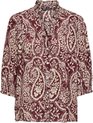 Maronge blouse met beige paisley print, kraag en driekwartmouwen.